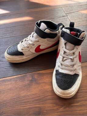 Nike Kids High-Top Sneakers in White, Black & Red